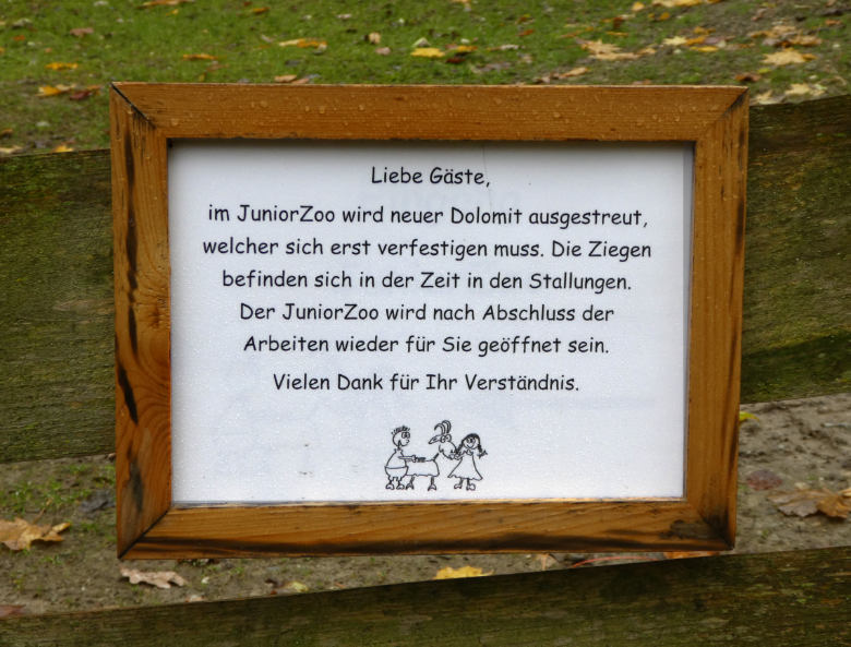 Aushang am 11. November 2017 am JuniorZoo im Zoologischen Garten der Stadt Wuppertal