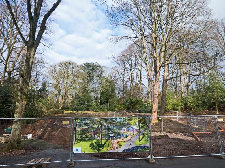 Bauzaun-Banner für ARALANDIA am 11. Januar 2018 im Zoo Wuppertal