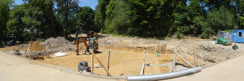 Baustelle für die begehbare Freiflugvoliere ARALANDIA am 7. Juli 2018 im Zoologischen Garten Wuppertal