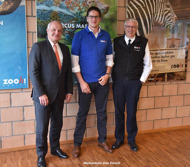 Verwaltungsrat-Präsident Martin Naville, designierter Zoodirektor Dr. Severin Dreßen und Zoodirektor Dr. Alex Rübel im Zoo Zürich (Medienfoto Zoo Zürich)