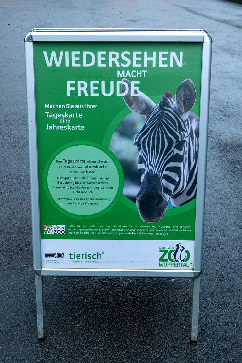 Werbe-Plakat Wiedersehen macht Freude am 29. November 2021 mit dem Motiv Böhmzebra