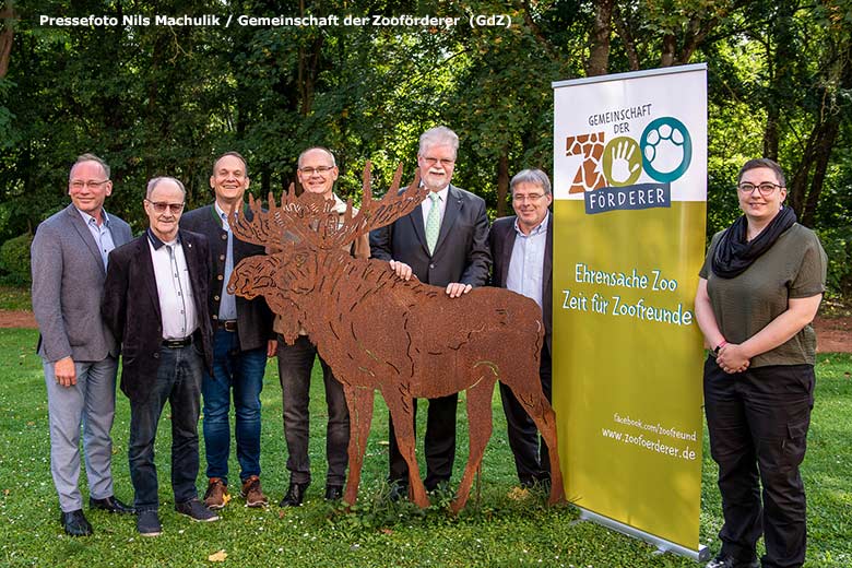 Der Vorstand der GdZ (von links): Thomas Ziolko, Ralf Leidel, Florian Dittert, Lothar Teichmann, Bruno Hensel, Mirko Strätz, Lea Reichel (Pressefoto Nils Machulik - Gemeinschaft der Zooförderer GdZ)