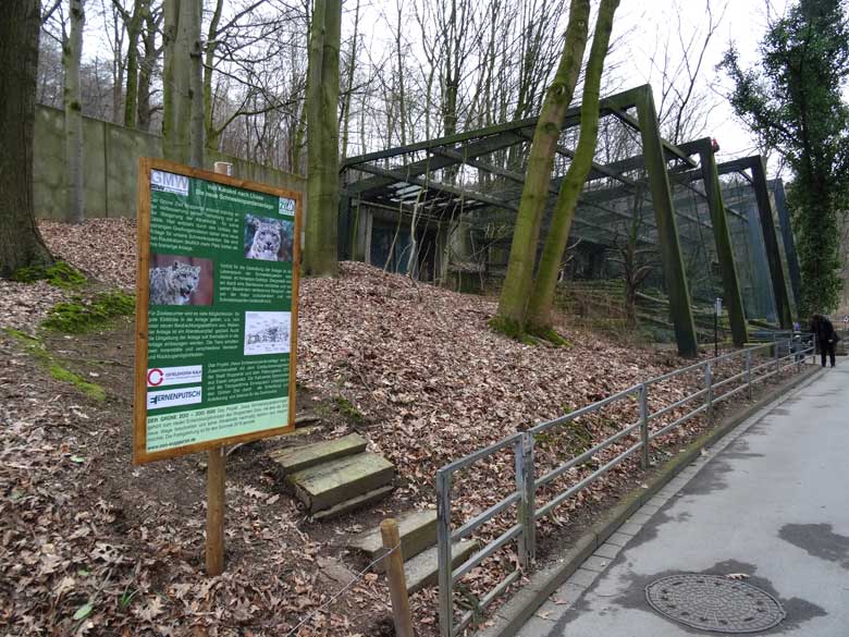 Bauschild Schneeleopardenanlage am 22. März 2016 im Grünen Zoo Wuppertal