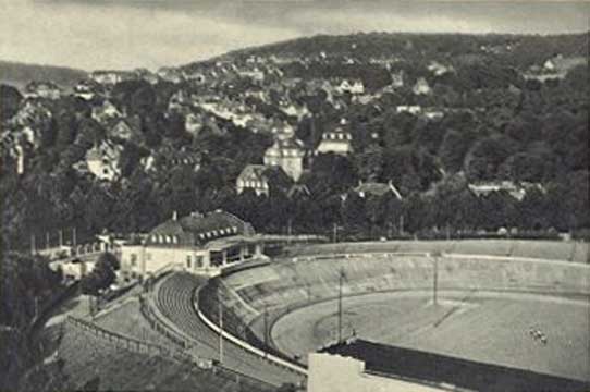 Das Stadion am Zoo um 1942