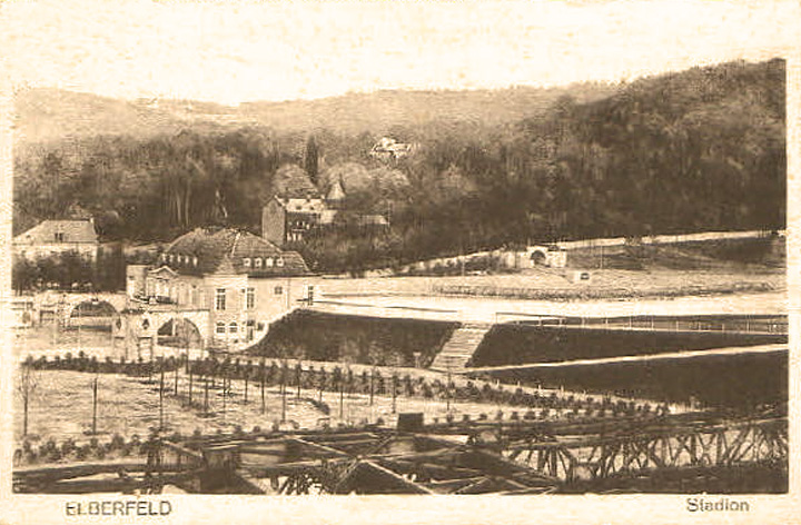 Das Stadion in Elberfeld auf einer Postkarte von vor 1930